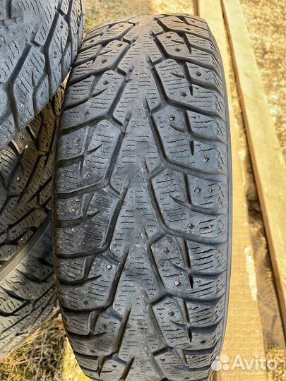 Yokohama Ice Guard IG55 215/65 R16 102T