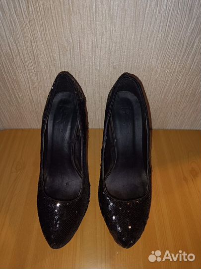 Туфли женские 39 размер