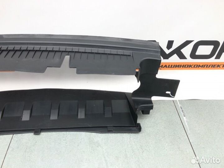 Дефлектор радиатора нижний Land Rover Range Rover