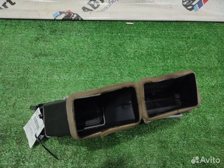 Дефлектор воздушный передний Bmw 523 F10 N52B25AF