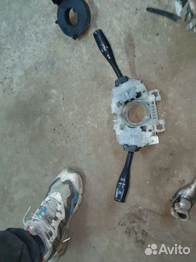 Подрулевой переключатель на лансер 9