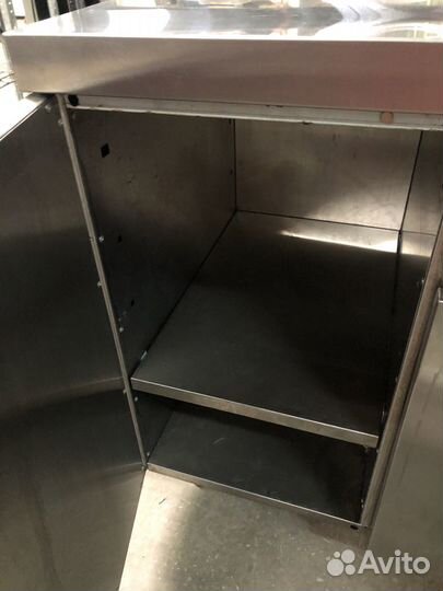 Стол нейтральный