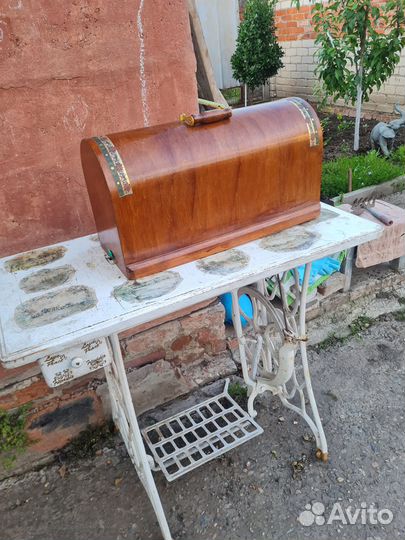 Швейная машинка