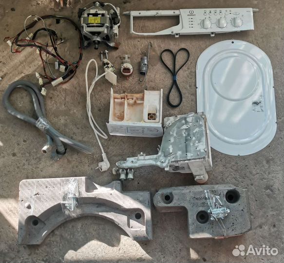 Запчасти от стиральной машины indesit wisl 103