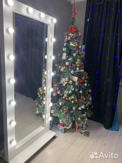 Гримерное зеркало