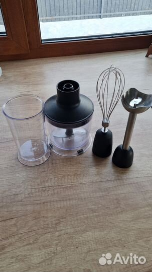 Измельчитель, венчик, мерный стакан для блендера