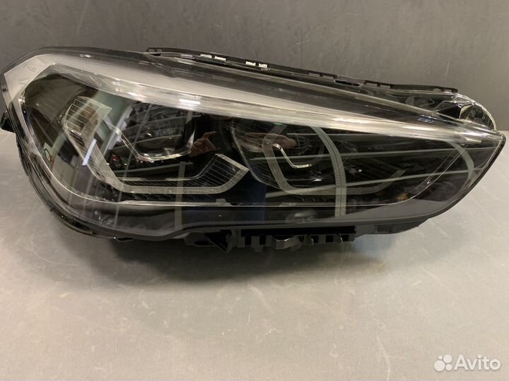 BMW X1 F48 рестайлинг LED фара правая