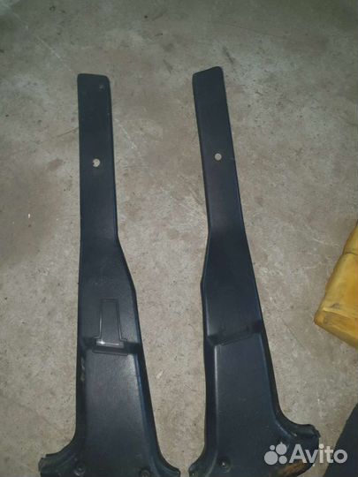 Накладки на средние стойки на бмв е34