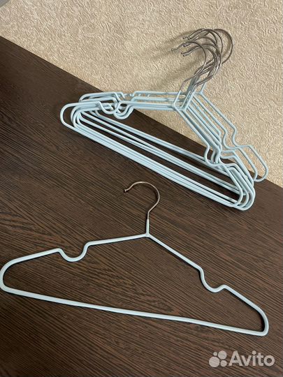 Набор детских вешалок 10шт