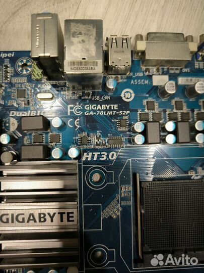 Материнская плата