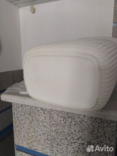 Корзина для белья с крышкой 57 литров, Curver knit