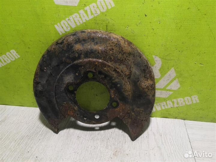 Щит опорный задний левый Хендай i30 12-17