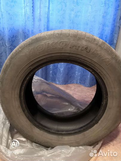 Yokohama G044 215/70 R16 H