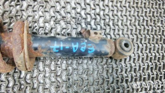 Стойка передняя правая mitsubishi L200 K4T (EEA17S