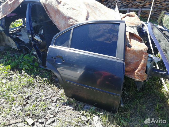 Дверь задняя правая Ford Mondeo 3