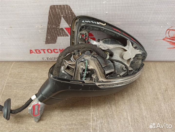 Зеркало левое Volkswagen Tiguan (2017-Н.в.)