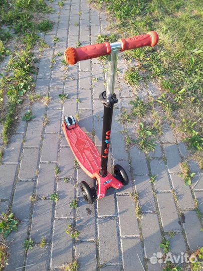 Самокат maxi micro (Микро макси)