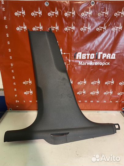 Skoda Octavia Обшивка стойки стеклоподъемник