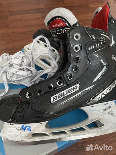 Хоккейные коньки bauer
