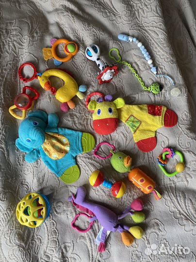 Пакет фирменных игрушек до года tiny love