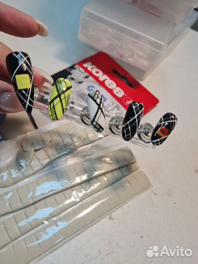 Типсы гелевые, подставка для типс, зажимы и т.д