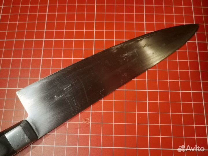 Японский кухонный нож Гюйто 180 мм KAI