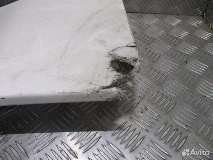 Спойлер за кабиной MAN 81629100324