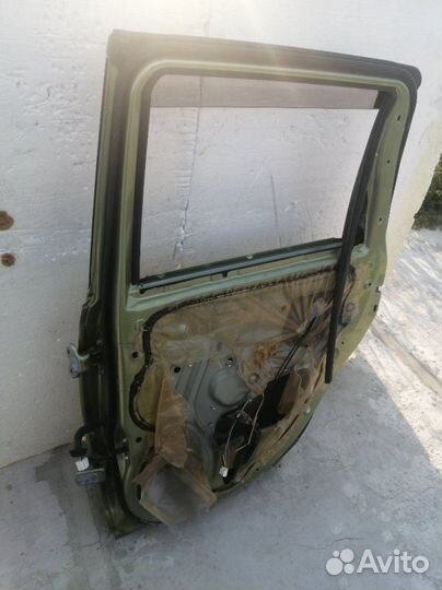 Дверь задняя правая Toyota Ractis NCP100