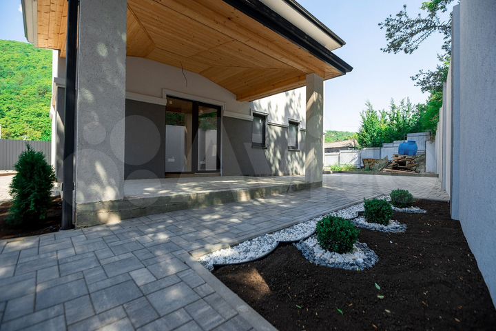 Дом 143 м² на участке 5 сот.