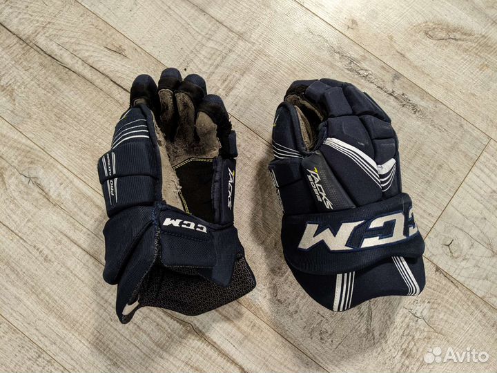 Краги, налокотники, баул, шлем, шорты, нагрудник