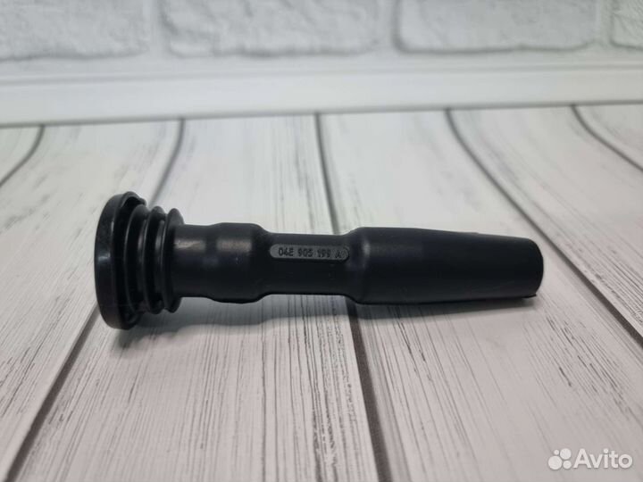 Наконечник катушки зажигания VAG 04E905199H
