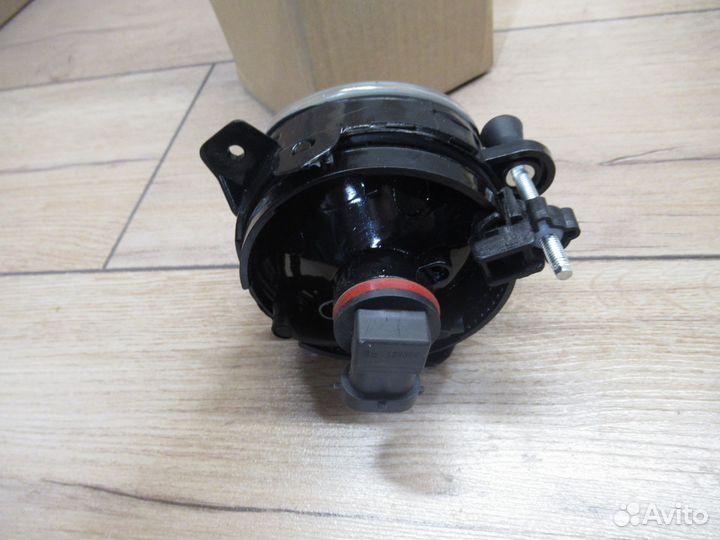 Фара противотуманная правая LADA Largus