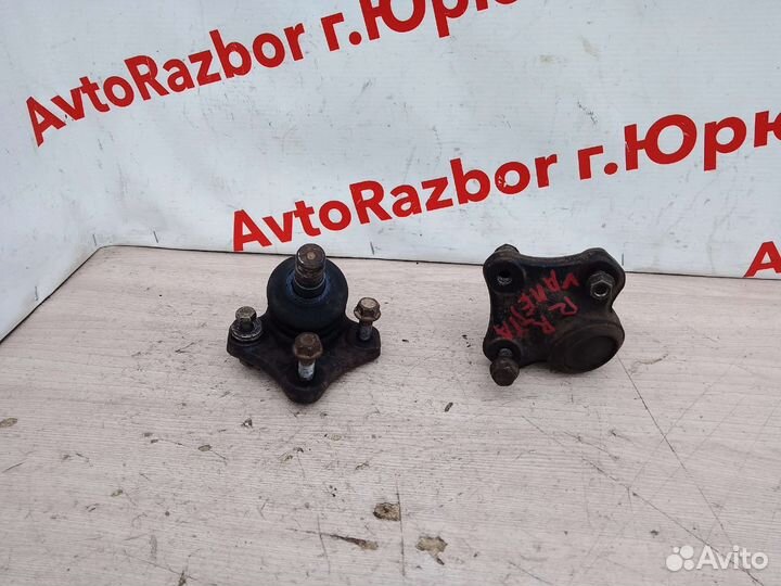 Передние шаровые nissan vanette sk82