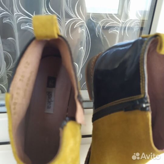 Испанские новые ботинки