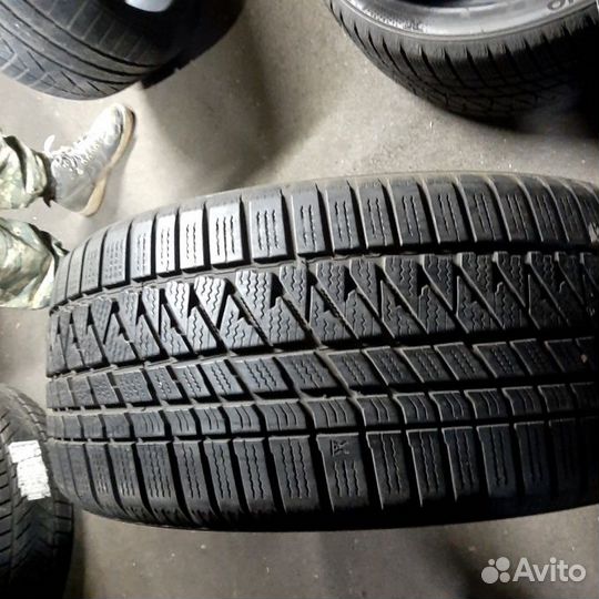 Kumho WinterCraft WS71 265/40 R21 105V