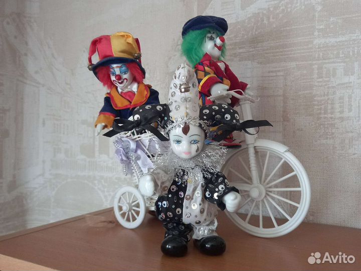 Клоуны 3шт+кашпо велосипед
