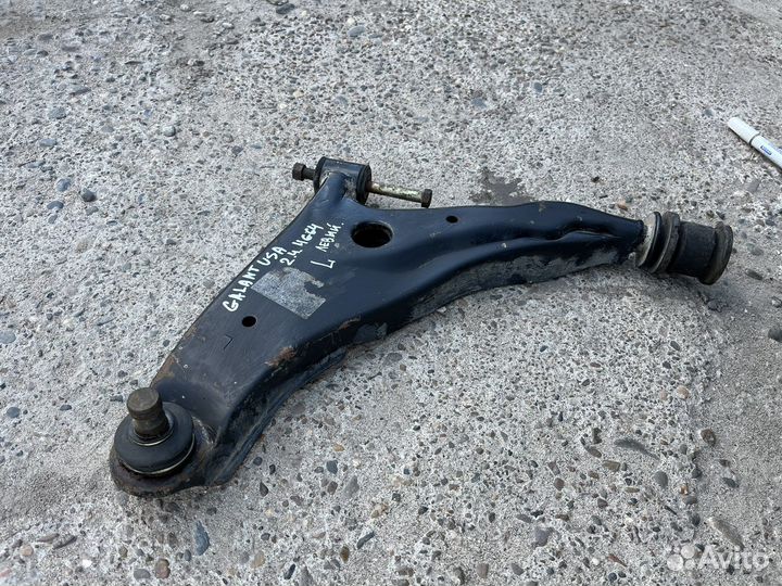 Рычаг передний левый Galant 8