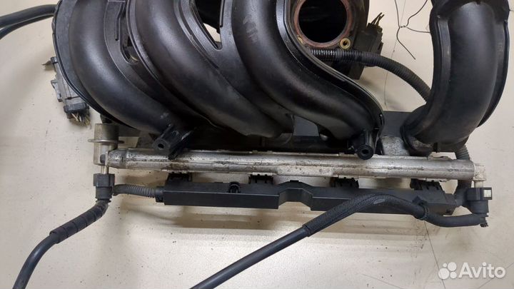 Коллектор впускной Ford Fusion, 2003