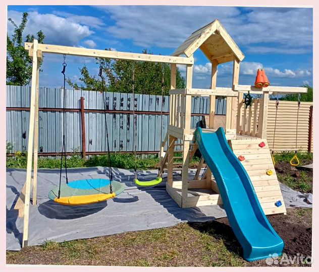 Детская площадка со скалодромом