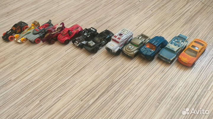 Набор машинок hot wheels