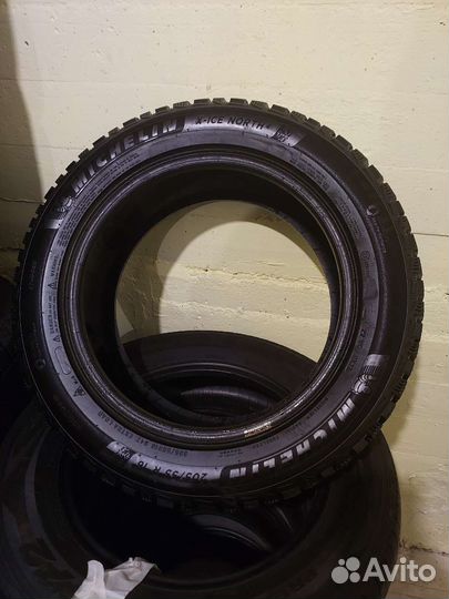 Michelin X-Ice North 4 205/55 R16