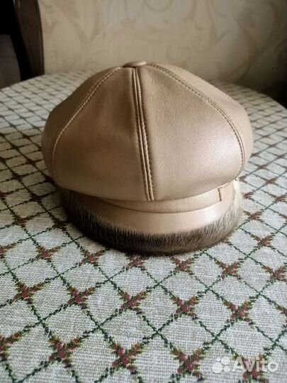 Берет женский