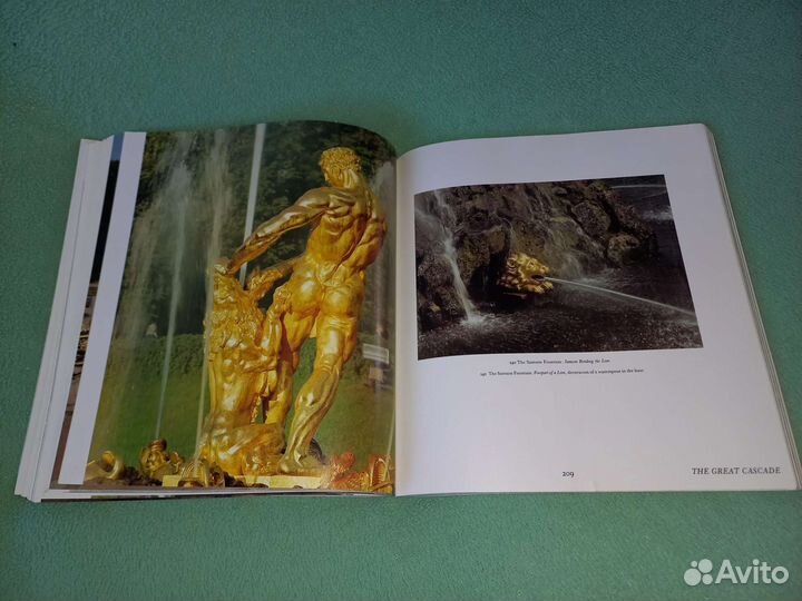 Книга альбом Петродворец 1979 на английском