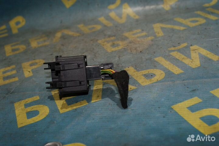 Кнопка ручника Citroen C4 Grand Picasso