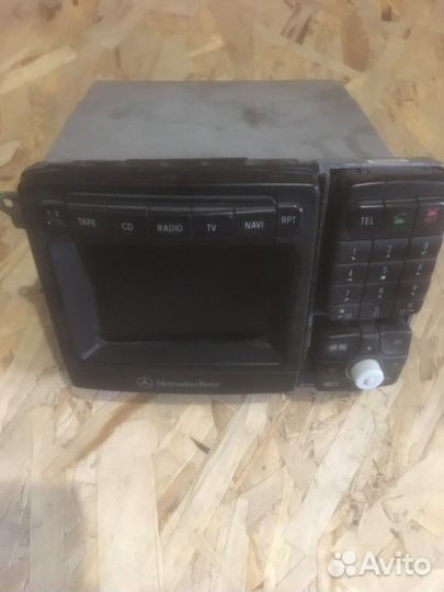 Продам магнитоллу мерседес команд w220