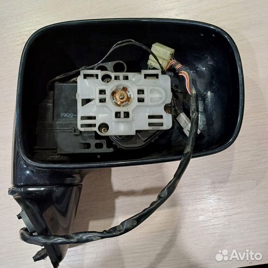 Зеркало наружное правое Suzuki liana