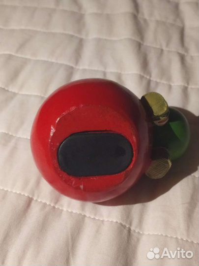 Красивая копилка, в виде яблока