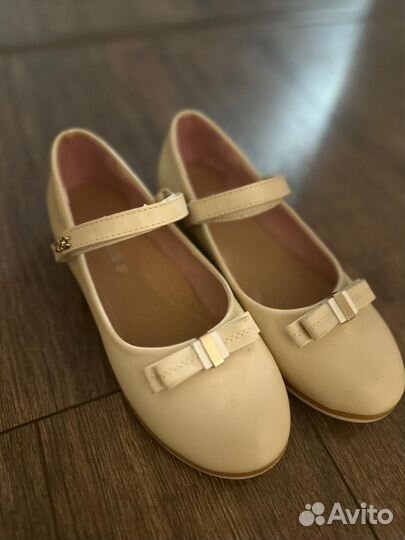 Туфли для девочки