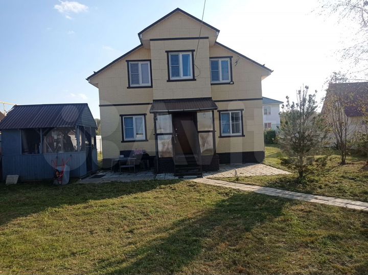 Дом 140,6 м² на участке 9 сот.