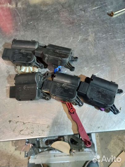 Сервопривод печки Audi A4 B6